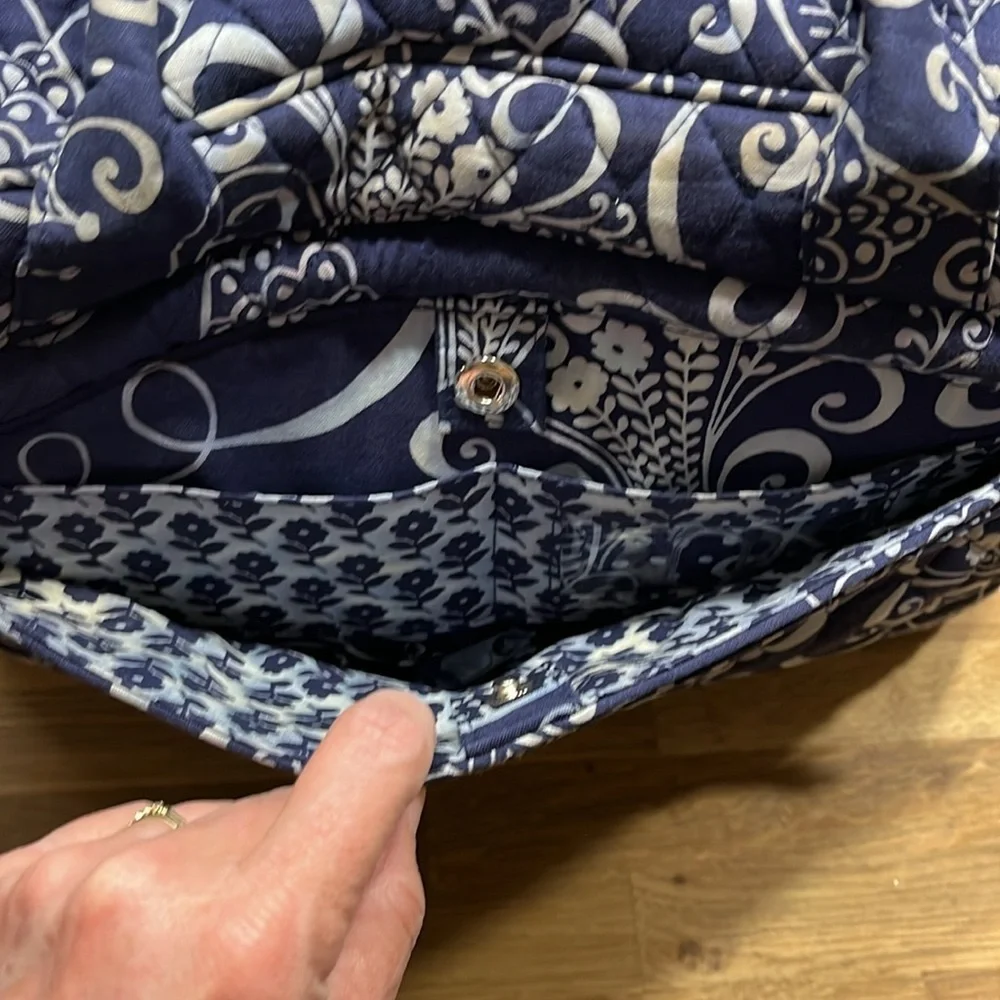 Vera Bradley Blue & Ivory Floral Paisley Print Laptop Commuter Bag Travel Tote